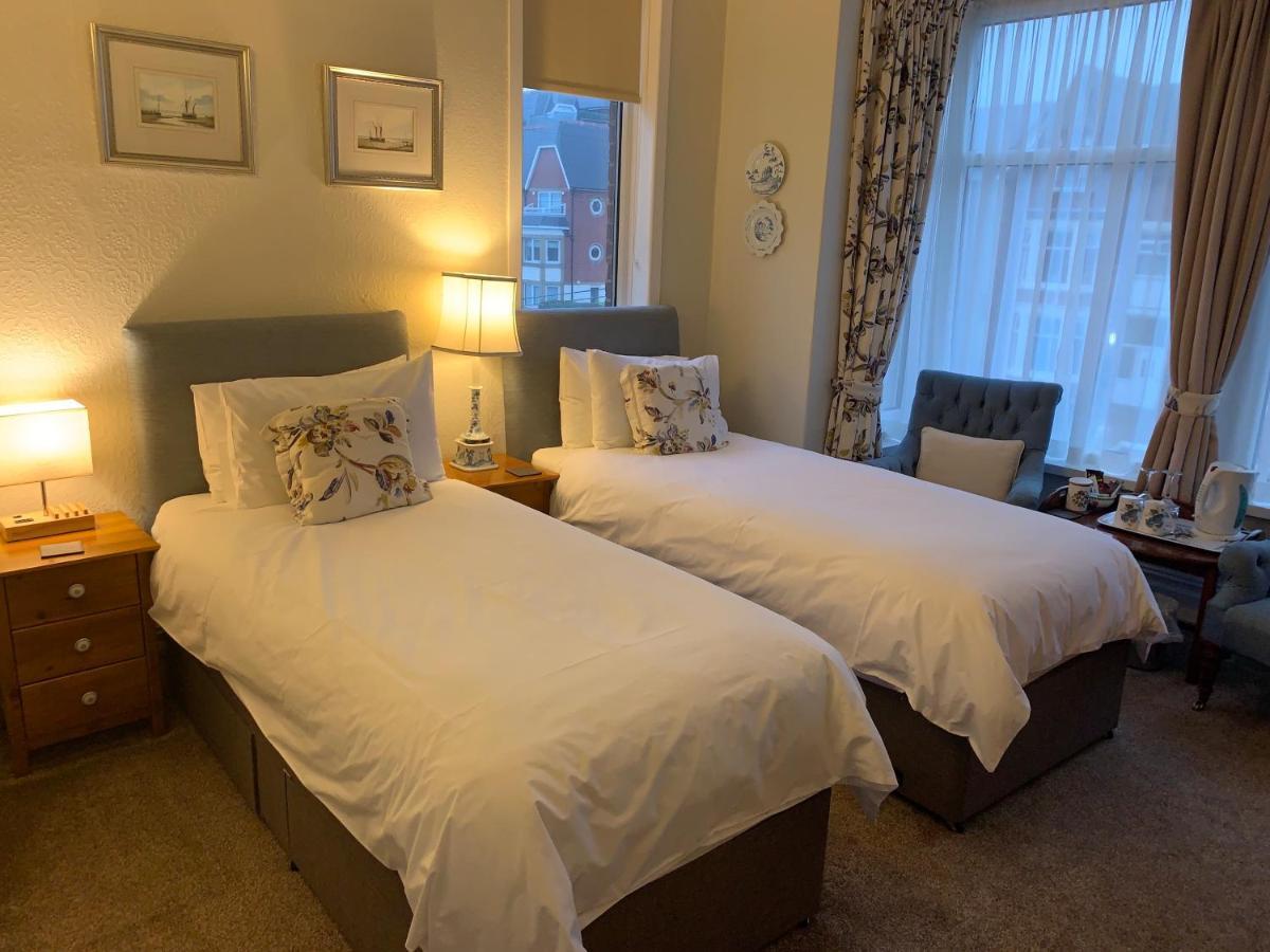The Gaydon Bed and Breakfast Lytham St Annes Eksteriør billede