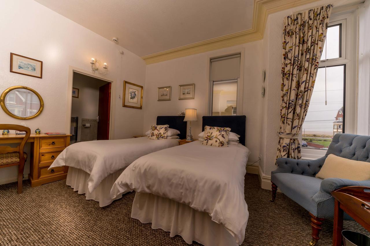 The Gaydon Bed and Breakfast Lytham St Annes Eksteriør billede