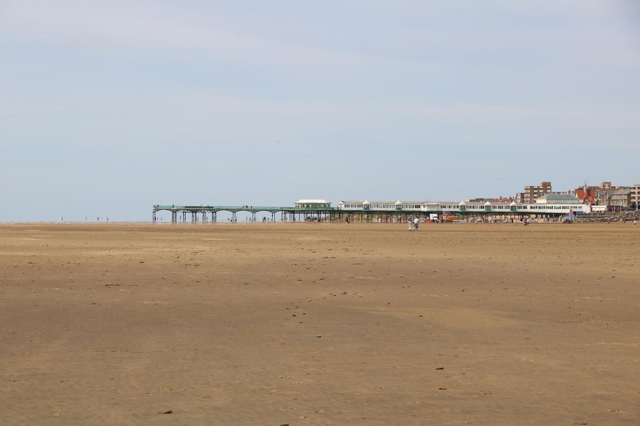 The Gaydon Bed and Breakfast Lytham St Annes Eksteriør billede